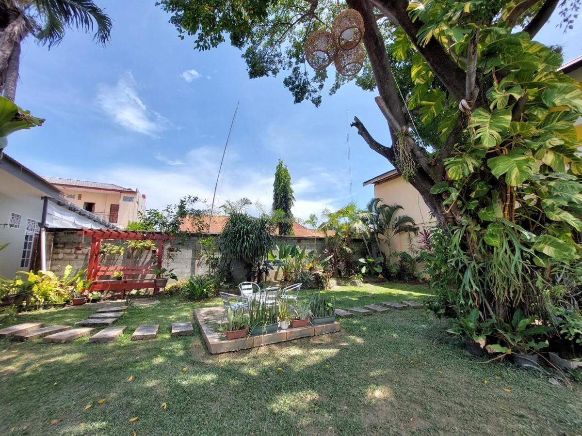 Oasis Hotel Ampana Bagian luar foto